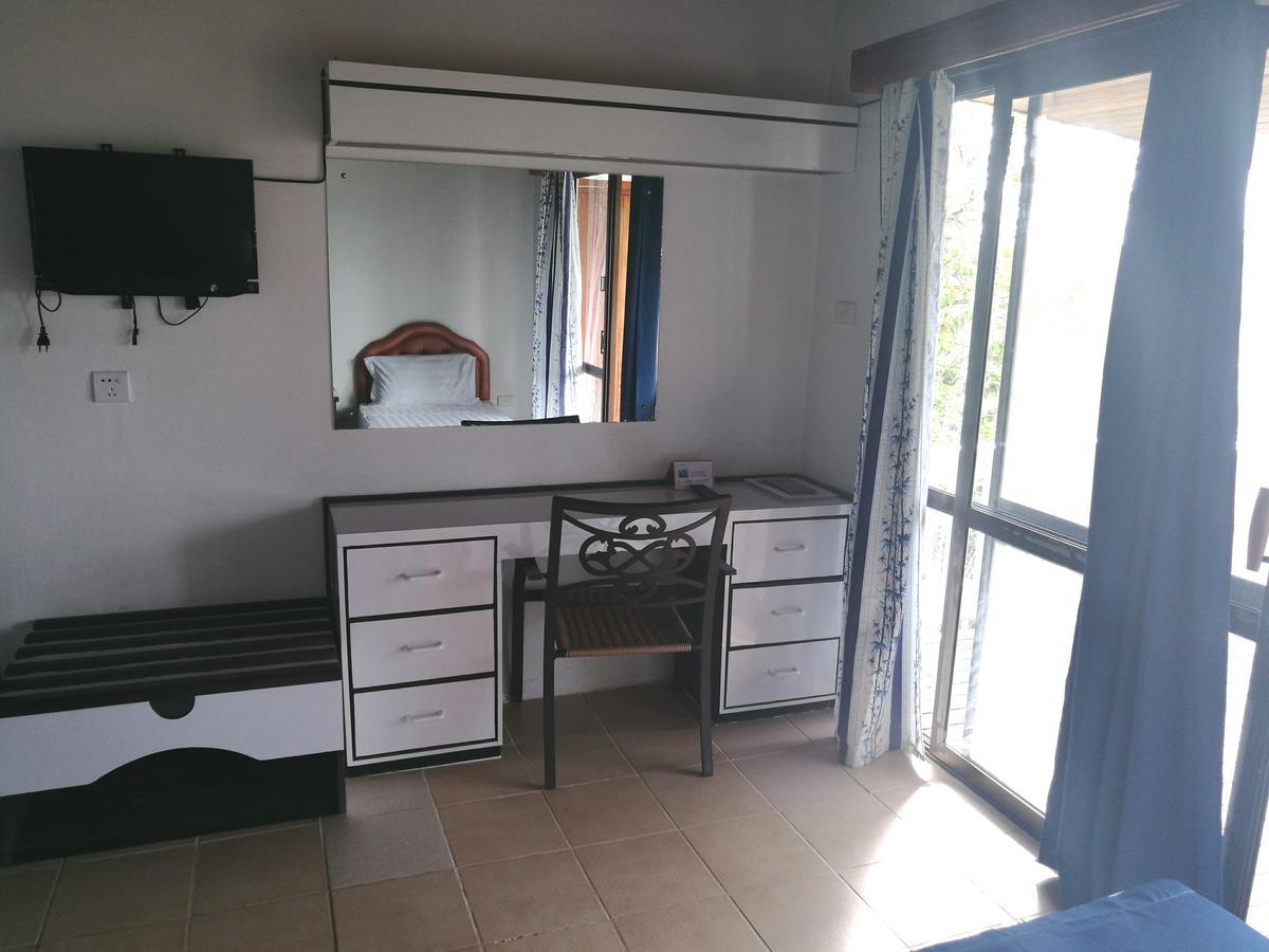 Honiara Hotel Екстер'єр фото
