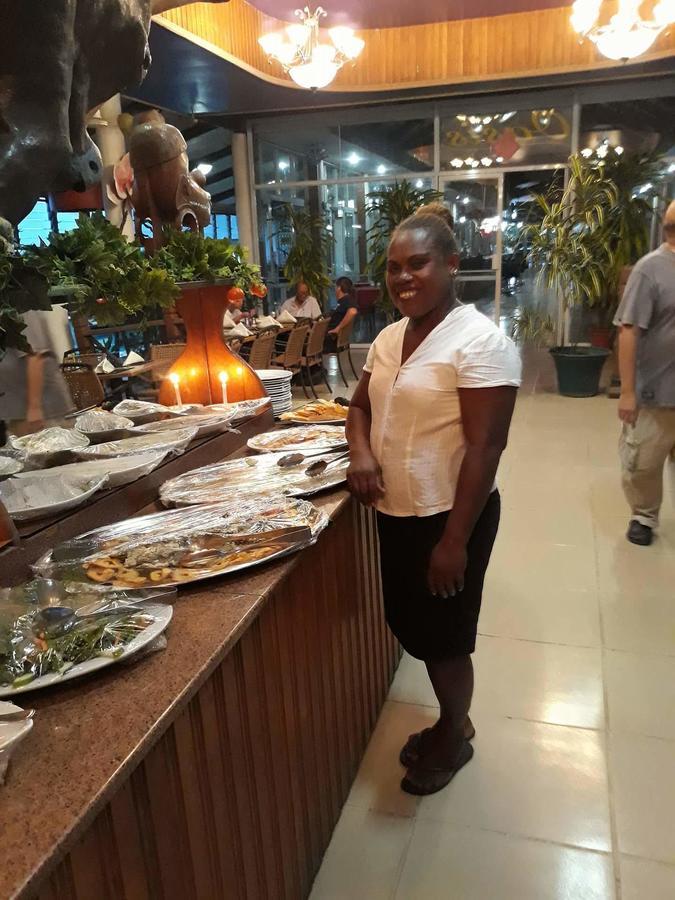 Honiara Hotel Екстер'єр фото