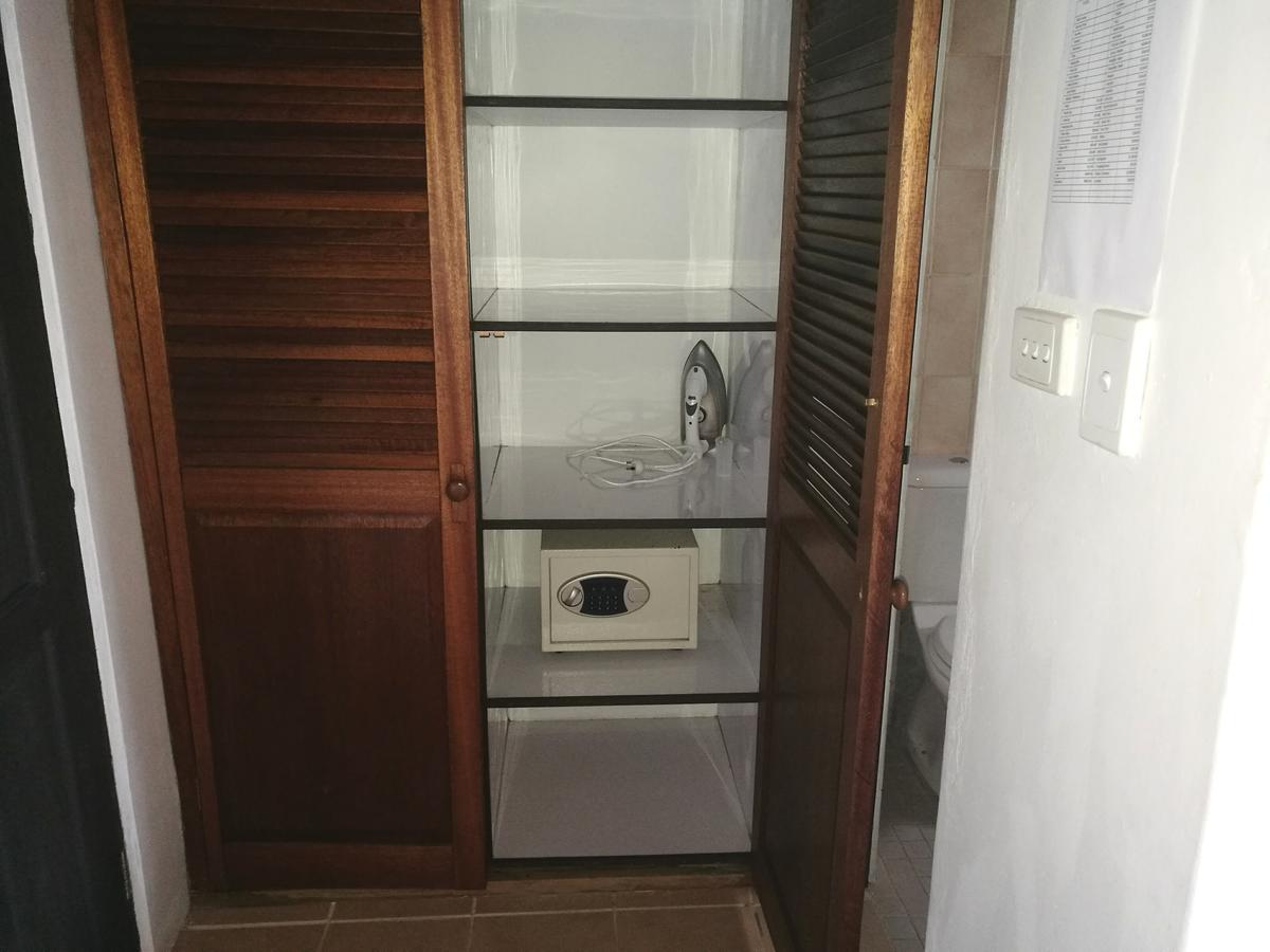 Honiara Hotel Екстер'єр фото